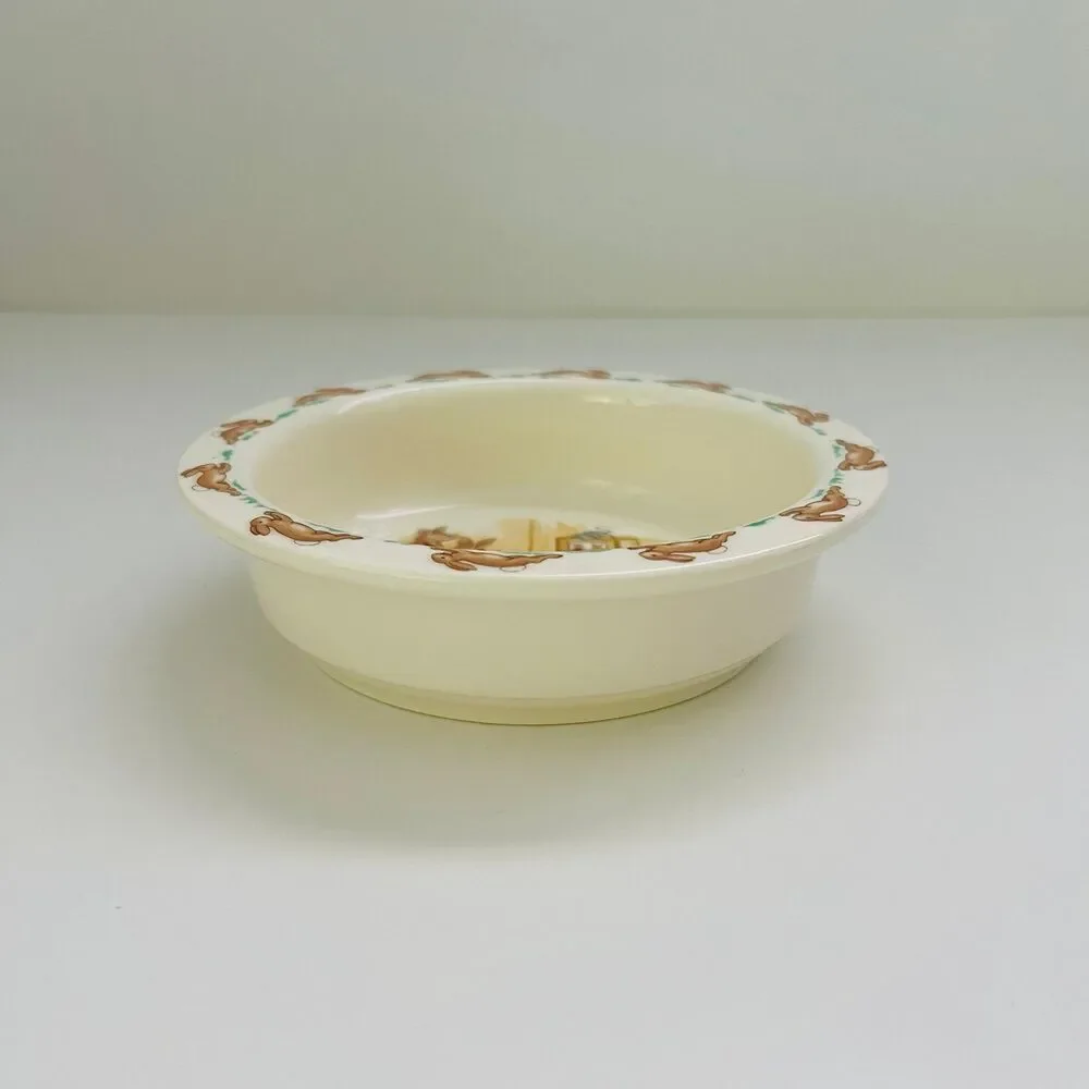 ROYAL DOULTON Bunnykins Rabbits Watching TV Children's Porridge Bowl